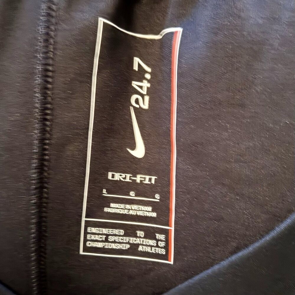 Women's Nike 24.7 ImpossiblySoft Drift Shorts Size Large Black New W/Out Tags 4” - Picture 5 of 12